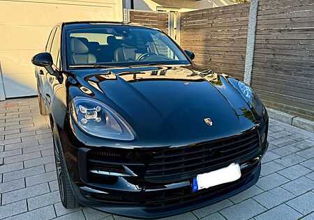 Porsche Macan S PDK Kamera Panorama AHK Luftfahrwerk LED …