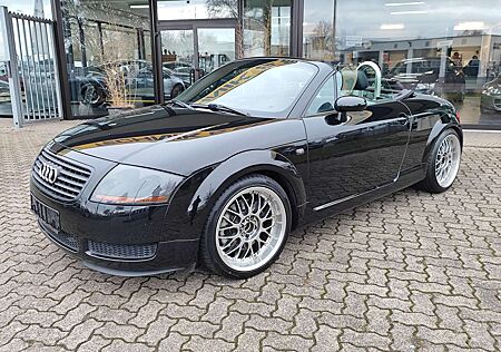 Audi TT 1.8 T Roadster (132kW)