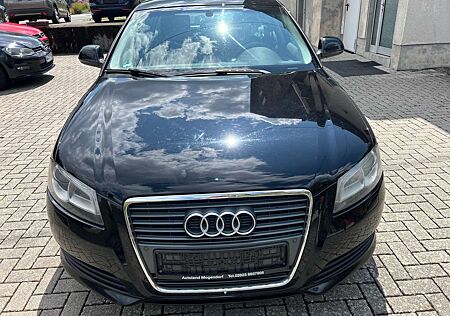 Audi A3 1.6 Sportback,Xenon,Alu18J,1.Hand,Euro4