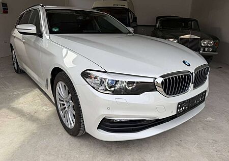 BMW 520 520 d Hybrid Virtual Panorama white metallic