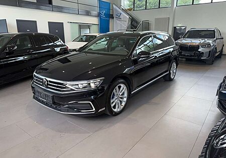 VW Passat Variant Volkswagen Passat GTE 1.4 TSI DSG AID/MATRIX/STHZ/KAM/AHK