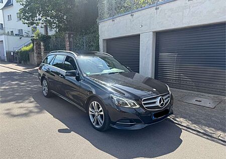 Mercedes-Benz E 220 T CDI 7G-TRONIC Avantgarde