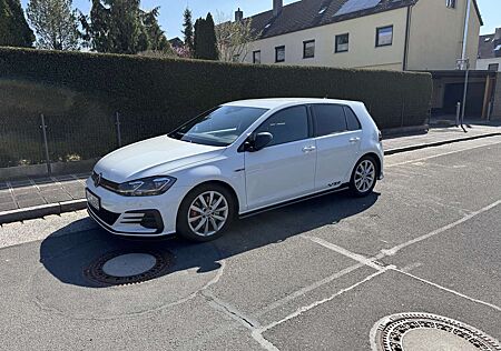 VW Golf GTI Volkswagen GTI TCR Start-Stopp