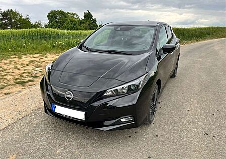 Nissan Leaf 59/62 kWh e+ N-Connecta Winterpaket schwarz 8-fach