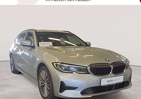 BMW 320d 320 Touring xDrive Aut. Advantage Navi Laser