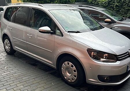 VW Touran Volkswagen 1.2 TSI Cup