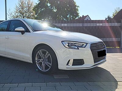 Audi A3 Lim. 1.5 TFSI sport Nav Xenon P B&O Pano PDC