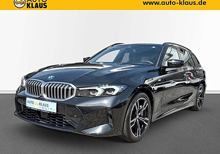 BMW 330 i xDrive M Sport Touring Park-Assistent