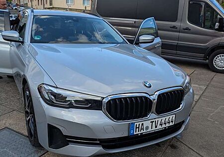 BMW 530d 530 Touring Aut. Luxury Line