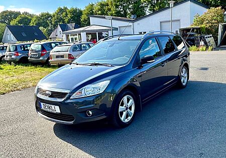 Ford Focus 1.6 16V Style Klima AHK Beh. Frontscheibenheizung