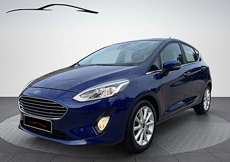 Ford Fiesta Titanium / Navi / Led / Pdc