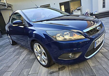 Ford Focus 2.0 16V CNG Ghia Mobiel 015121945577