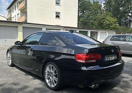 BMW 325i 325 Coupe M-Paket Automatik