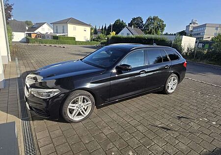 BMW 530d 530 xDrive Touring Aut. Sport Line