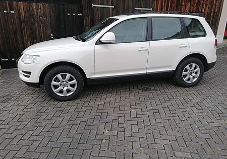 VW Touareg Volkswagen 3.0+V6+TDI+DPF+Aut.