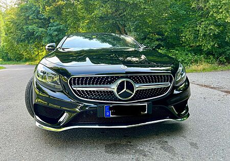 Mercedes-Benz S 500 Coupe 4Matic 9G-TRONIC AMG VOLL TOP SH Burm.