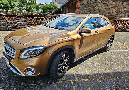 Mercedes-Benz GLA 250 4Matic 7G-DCT