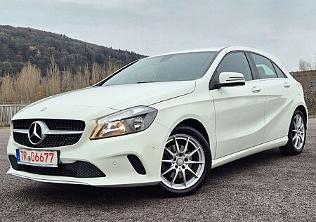 Mercedes-Benz A 180 Navi, Sitzheizung.