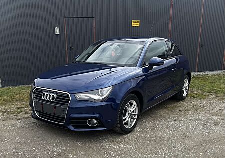 Audi A1 1.6TDI Xenon/Scheckheft