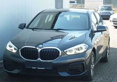 BMW 118 i Advantage F40 Klima LED ALU NAVI Buss.-P. WLAN