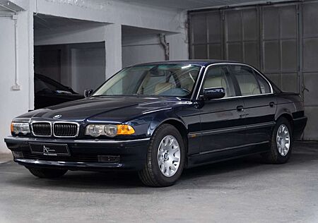 BMW 728 i Aut. Individual*SHD*Tempomat*PDC*M-Lenkrad