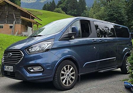 Ford Tourneo Custom 320 L2H1 VA Autm. Titanium