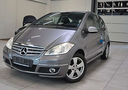 Mercedes-Benz A 170 NAVI / SITZHEIZUNG / SCHIEBEDACH