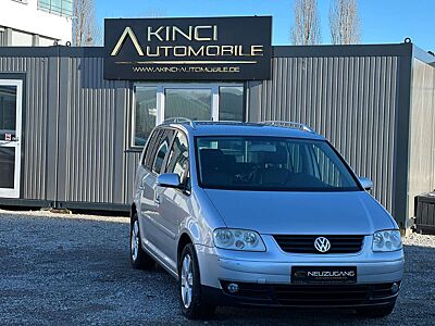 Volkswagen Touran 2.0 TDI Highline *7SITZER*1HAND*6Gang*Pdc