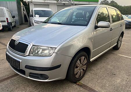 Skoda Fabia Kombi 1.2 HTP Combi Klima 1.Hand *Tüv 12/2025*