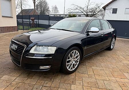 Audi A8 3.0 TDI quattro+Facelift+Leder+Navi+SSD+Bose+