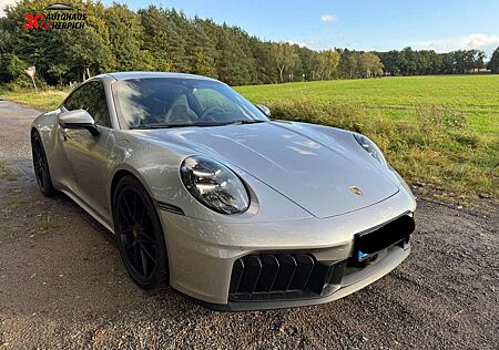 Porsche 992 .2 Carrera 4 GTS Coupé PCCB 18W Matrix BOSE
