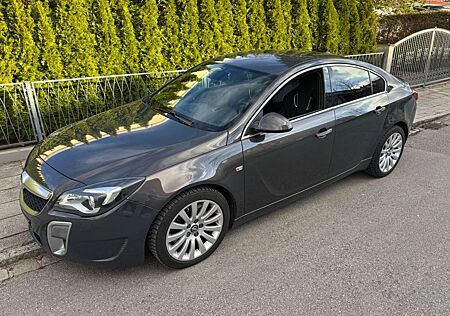 Opel Insignia A Lim. OPC 4x4 / LEDER
