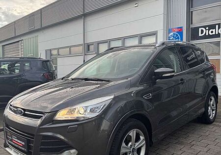 Ford Kuga Individual+8fach+V.Historie+Keyless+LED