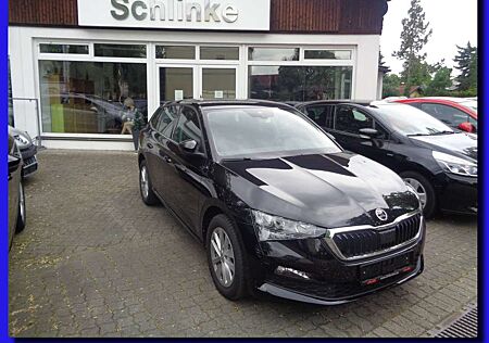 Skoda Scala 1.5 TSI DSG AMBITION PDC SML RFK TEMPOMAT LED DAB