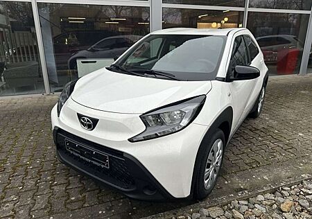 Toyota Aygo (X) Play