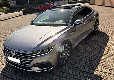 VW Arteon Volkswagen R-Line 4Motion