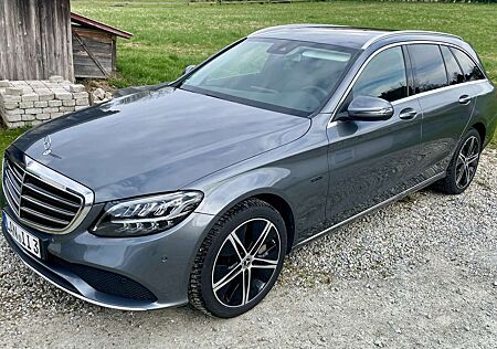 Mercedes-Benz C 300 de EQ T 9G-TRONIC Exclusive
