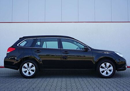 Subaru Legacy Outback 2.0D AWD Schiebedach