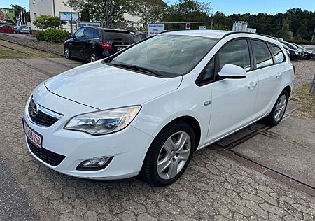 Opel Astra J Sports Tourer Edition*Klima*Temp.*2.Hand