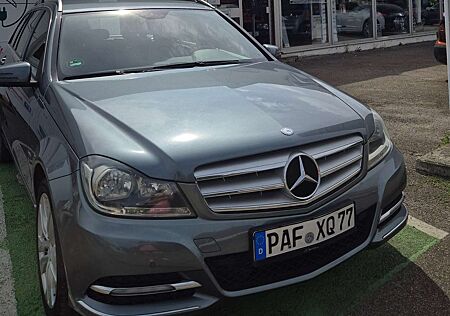 Mercedes-Benz C 180 T CGI BlueEfficiency (204.249)