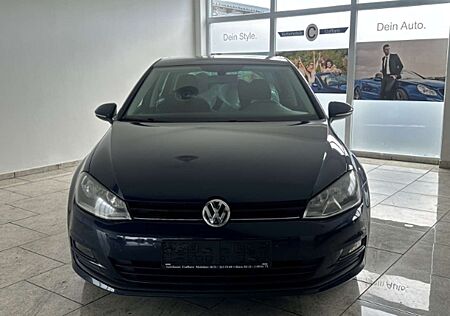 VW Golf Volkswagen VII BMT 1.6 TDI Sperrdiff. Mehrzonenklima SHZ Park