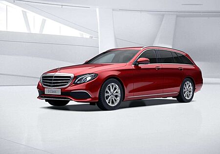 Mercedes-Benz E 200 T Exclusive Comand Distronic+ Memory 360°