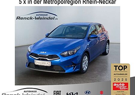 Kia Cee'd Ceed / Vision 1.5 T-GDI Navi Klimaautom PDC Kom-paket App