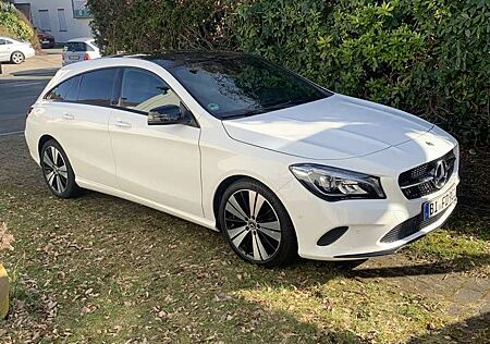 Mercedes-Benz CLA 180 Shooting Brake Peak Edition