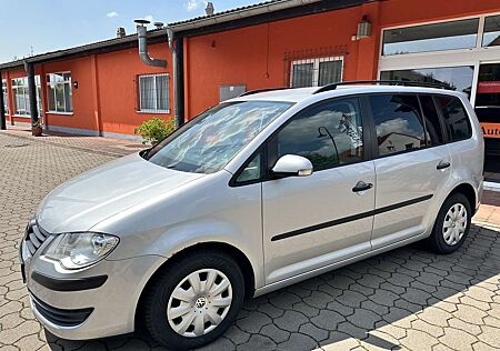 VW Touran Volkswagen Conceptline