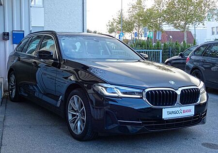 BMW 520 d Touring Aut 18" Navi Leder LCPro Ad LED HUD