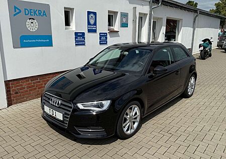 Audi A3 2.0 TDI Ambition Quattro*1HD*XENON*PDC*