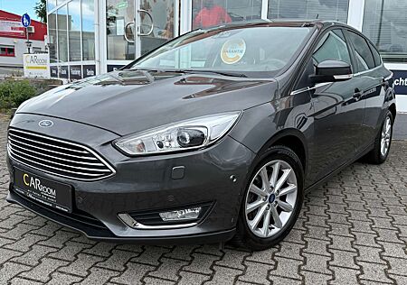 Ford Focus Titanium*Bi-Xenon*Kamera*TÜV NEU*NAVI*Lim*