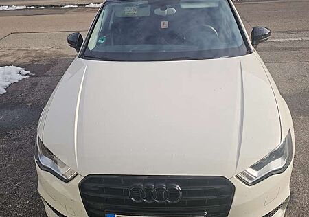 Audi A3 1.4 TFSI Limousine Attraction