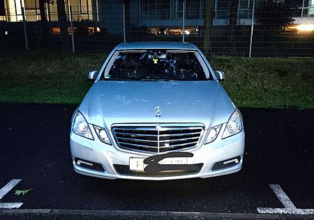 Mercedes-Benz E 350 E-Klasse CGI BlueEFFICIENCY 7G-TRONIC Elegance